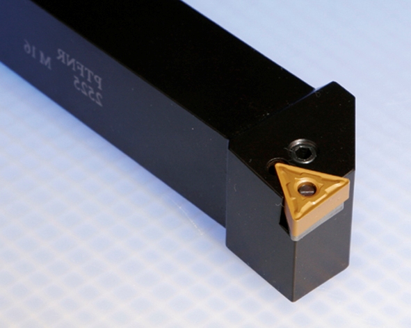 PTFNL 2525 M 22 držák-nůž vnější