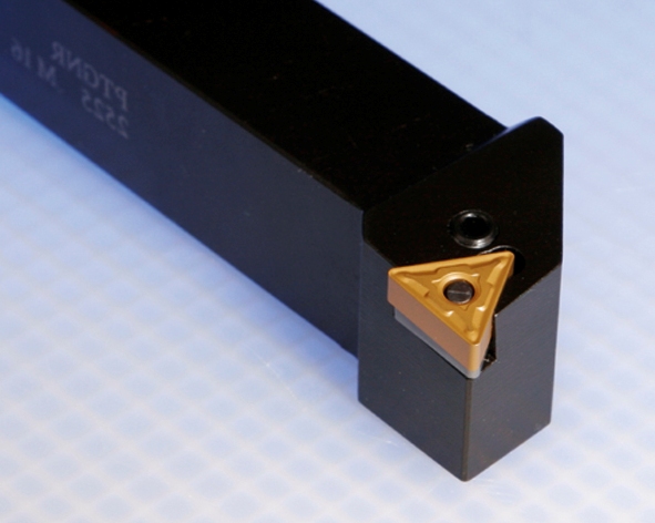 PTGNL 2525 M 16 držák-nůž vnější